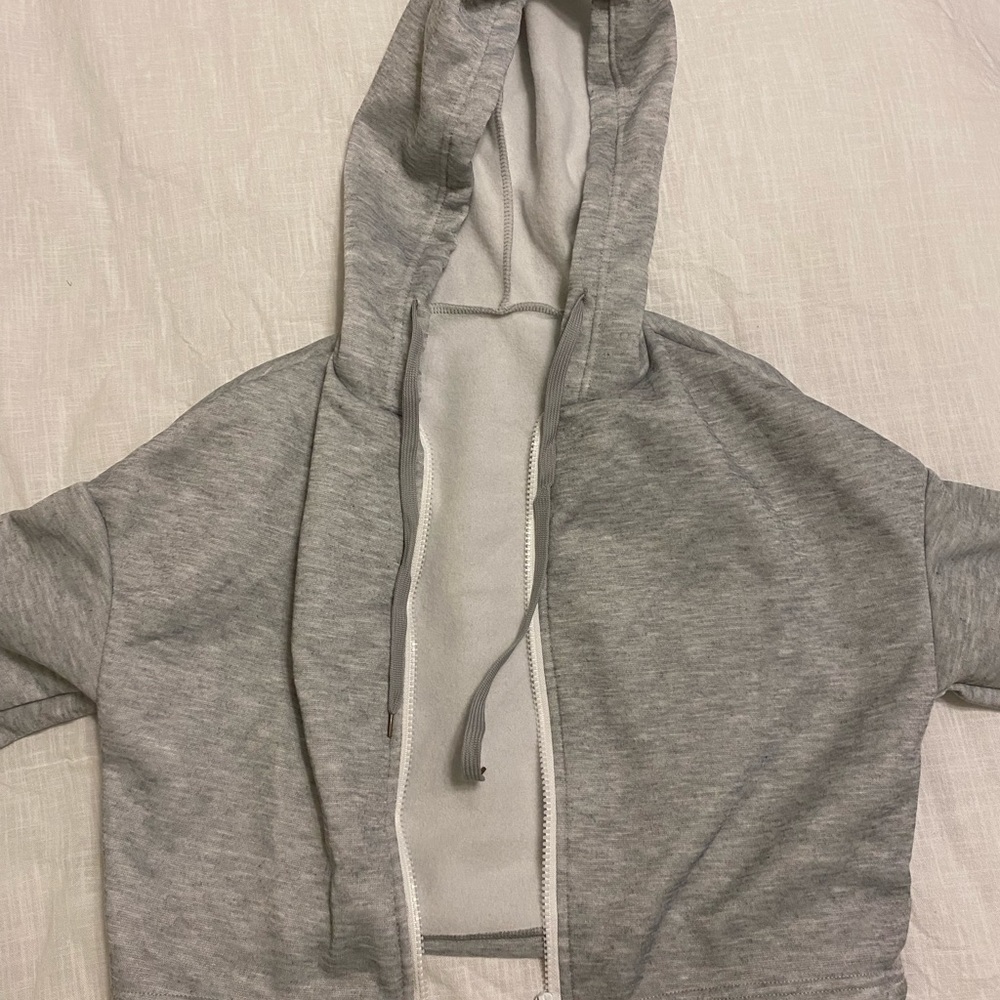 Women’s shein zip up cropped hoodie